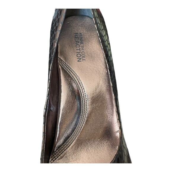 Kenneth Cole peep show python 4.75" heels with platform size 10 - Picture 8 of 12